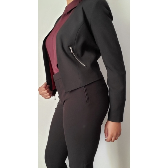 Black Blazer, red lining, Size S - Picture 7 of 10